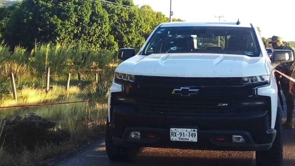 Atentan contra el edil de San Pedro Tapanatepec, fallece su fotógrafo y chofer