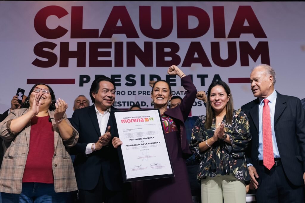 Sheinbaum ofrece continuidad al registrarse como precandidata de “Seguimos Haciendo Historia”