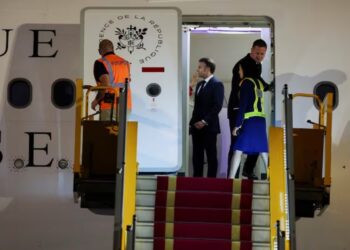 Emmanuel Macron, Francia, bofetada, Vietnam, cocaína,