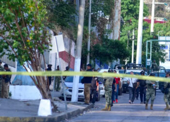 Día violento en Acapulco: Asesinan a cuatro y queman taxis