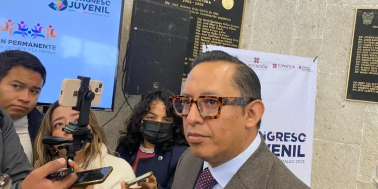 Tras afectaciones por lluvias, más de 230 escuelas de Hidalgo suspenden clases