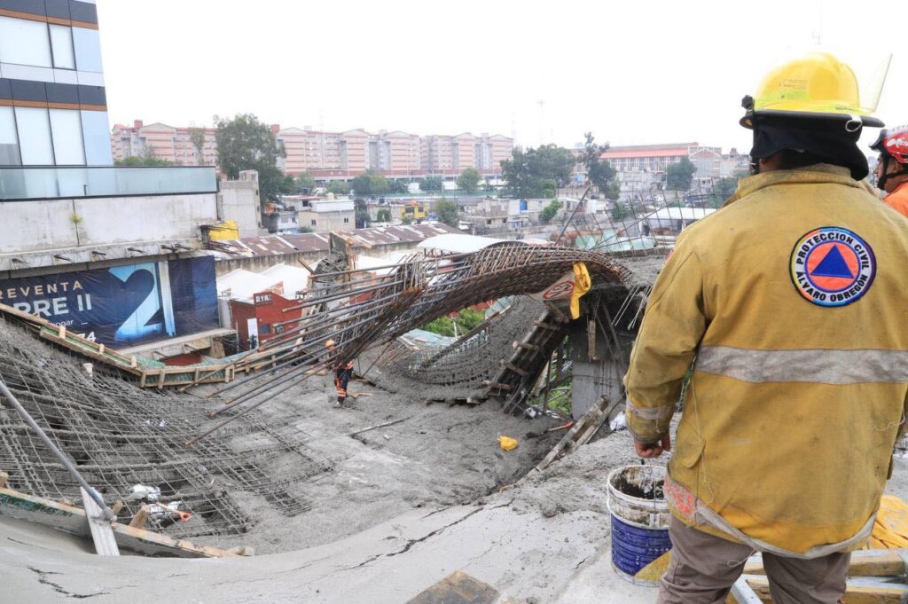 Reportan heridos al caer losa en construcción en alcaldía Álvaro Obregón, CDMX