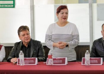 Hidalgo fortalece la aplicación del SisAT en educación básica.