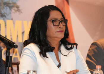 Alcaldesa de Acapulco responde ¿Crees que cuesta barato? tras exigencia de atender socavón