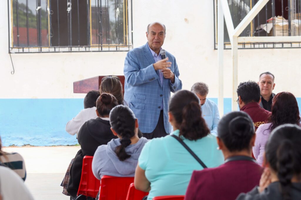SEPH lleva Jornada por la paz y contra las adicciones a primaria de Singuilucan