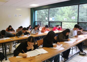 Realiza UTSH examen de admisión para licenciaturas en Enfermería y en Médico Cirujano y Partero