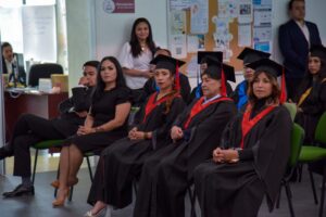 Universidad Digital entrega 28 títulos profesionales a egresados en Hidalgo