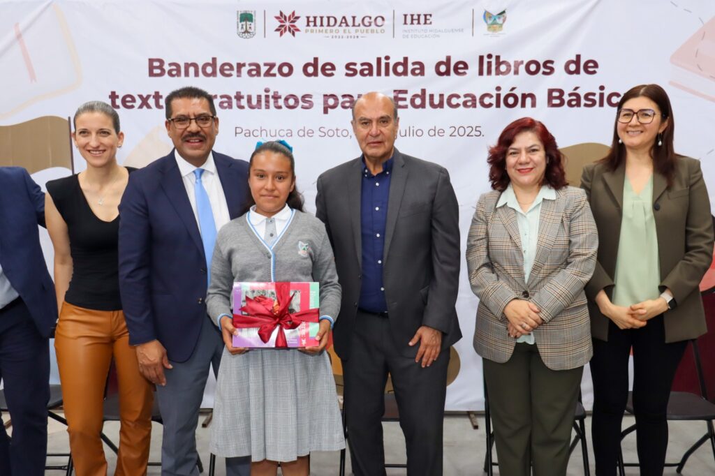 Natividad Castrejón inaugura instalaciones en Secundaria General “Leona Vicario” de Pachuca