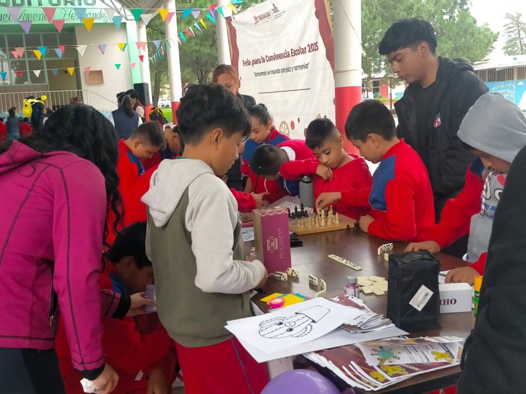 Realiza SEPH Feria para la Convivencia Escolar en Tecozautla y Huichapan