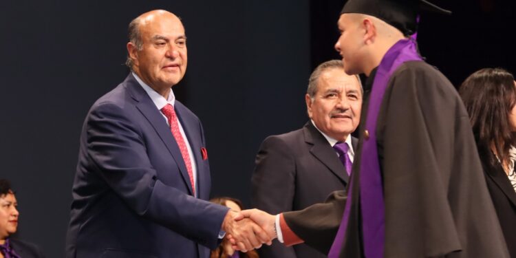 Natividad Castrejón destaca la importancia de la educación en Hidalgo