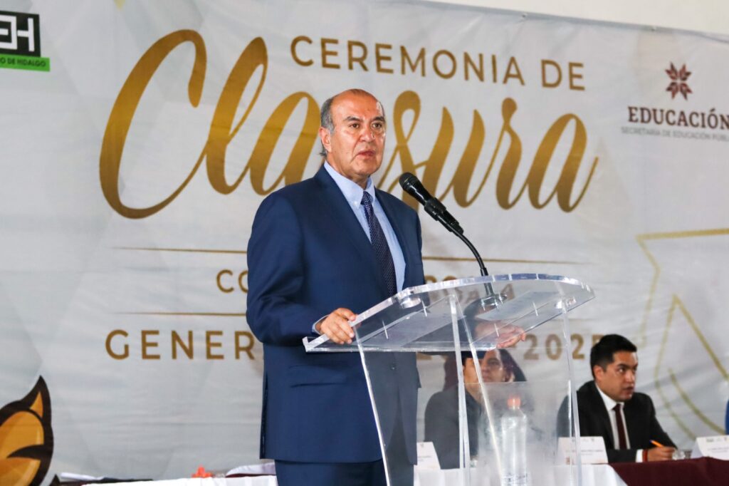 En Hidalgo egresan 9 mil estudiantes del Cobaeh