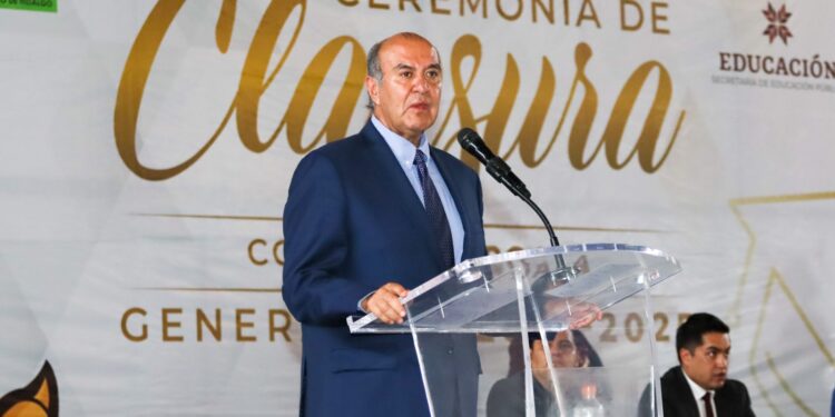 En Hidalgo egresan 9 mil estudiantes del Cobaeh