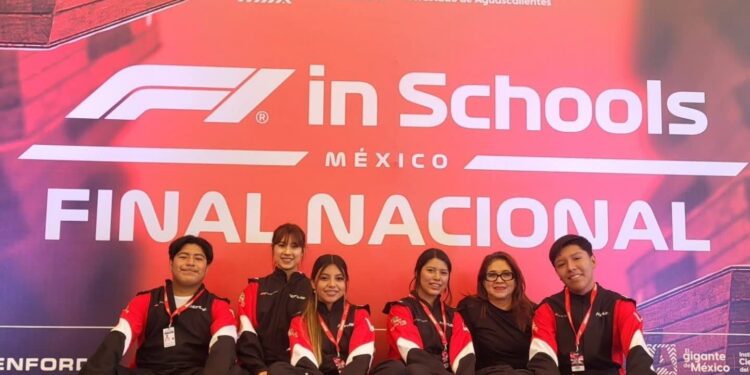 CECyTEH Huautla recibe el Premio al Espíritu de Colaboración 2025