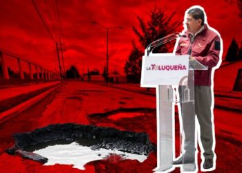 ¡Viral! Toluca es la capital de los baches inteligentes.