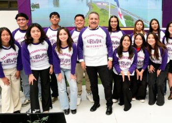 UPMH envía 18 estudiantes a España y Panamá