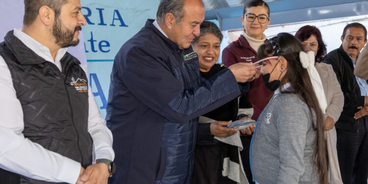 Programa “Ver Bien para Aprender Mejor” beneficia a más de 21 mil estudiantes en Hidalgo