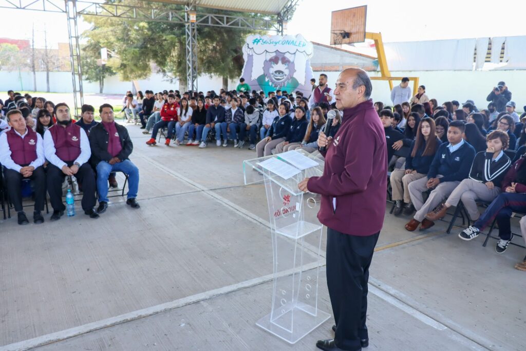 Natividad Castrejón inaugura laboratorio STEM en Conalep plantel Tulancingo