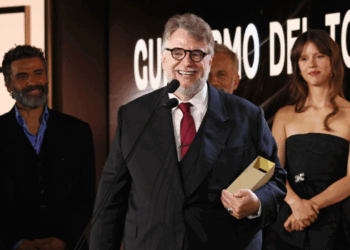 Guillermo del Toro anuncia nueva película “3993”.