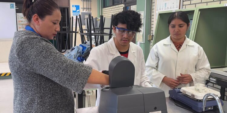 Estudiantes del ITESA colaboran con investigadores de México y Latinoamérica