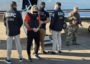 Hernán Bermúdez llega a México, es trasladado a “El Altiplano”.