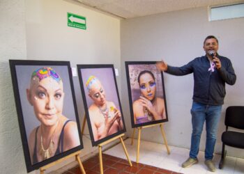 SEPH abre exposición que visibiliza la lucha contra el cáncer de mama