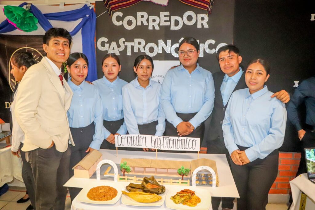 Proponen estudiantes de la UPH proyectos turísticos para la Huasteca