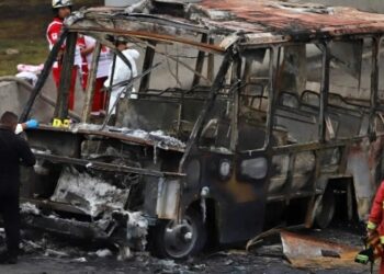 Entregarán sin necropsia cuerpos de víctimas identificadas tras explosión de pipa