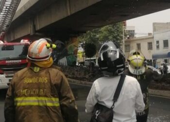 Tras explosión de pipa en Iztapalapa, hay dos víctimas sin identificar