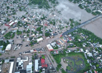 Lluvias dejan 16 muertos y 90 comunidades incomunicadas en Hidalgo.