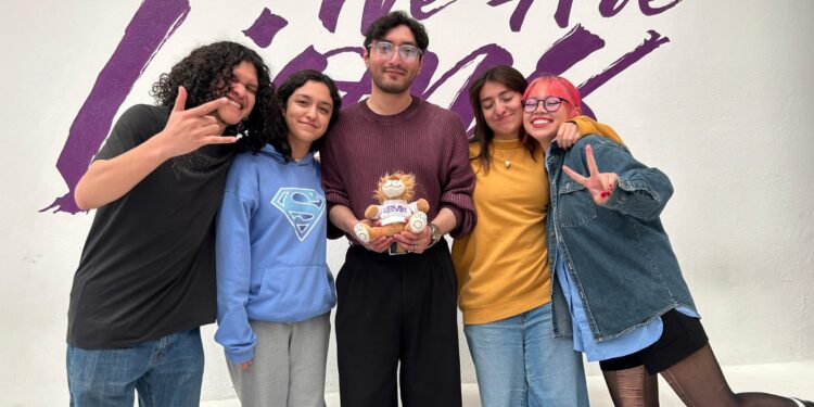 Con cortometraje, estudiantes de la UPMH triunfan en festival internacional