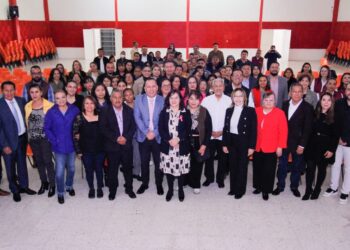 Capacitan a docentes sobre bienestar socioemocional