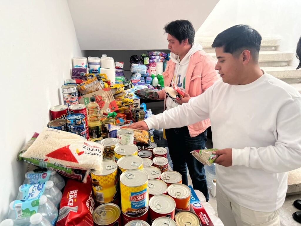 Comunidad educativa se moviliza en apoyo de afectados por lluvias