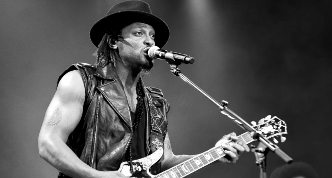 Muere a los 51 años D’Angelo, cantante ganador de Grammy´s y pionero del “neo soul”.