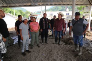 SEP federal y estatal evalúan daños en la región Otomí–Tepehua