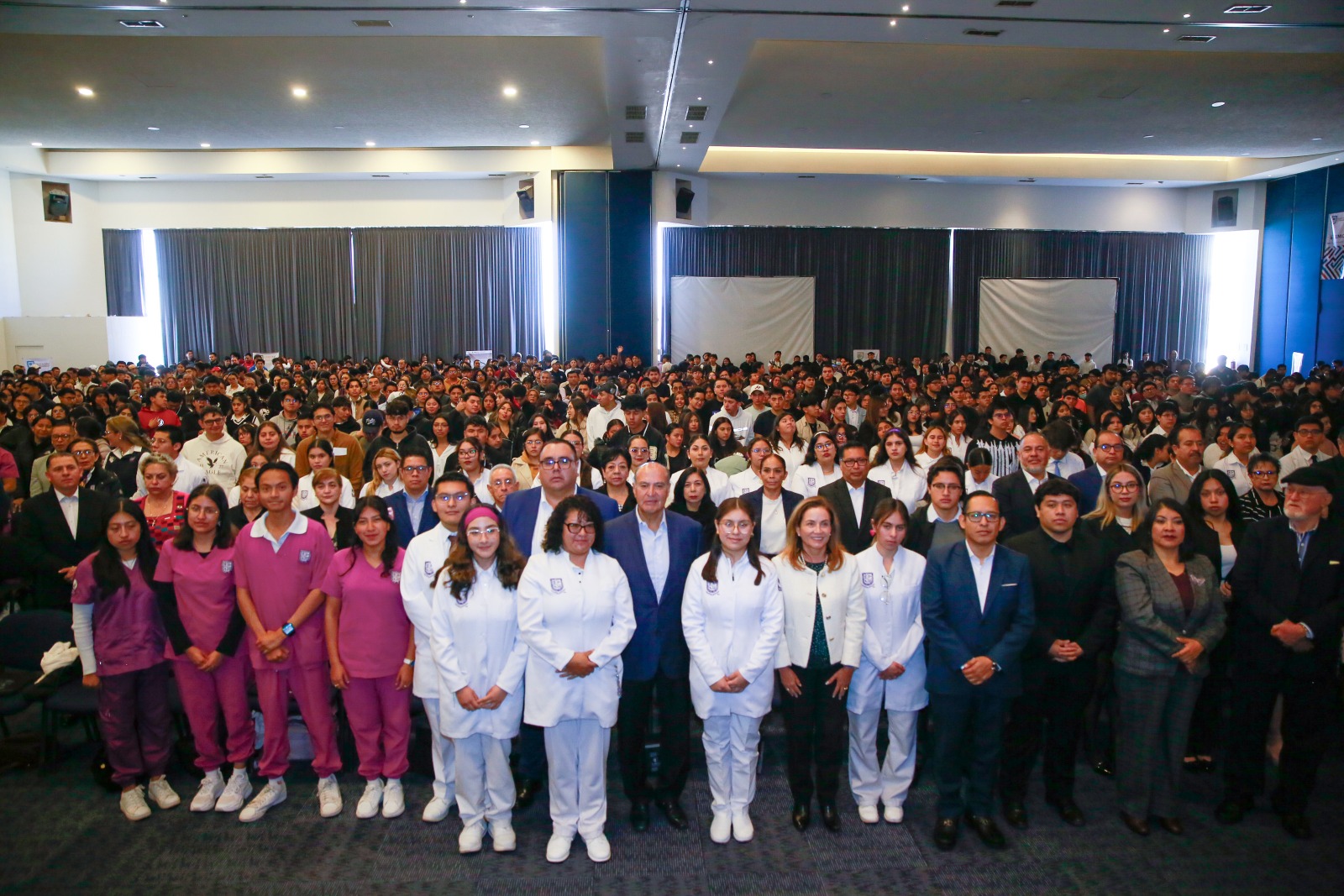 Natividad Castrejón inaugura Simposio de Ciencias e Ingenierías