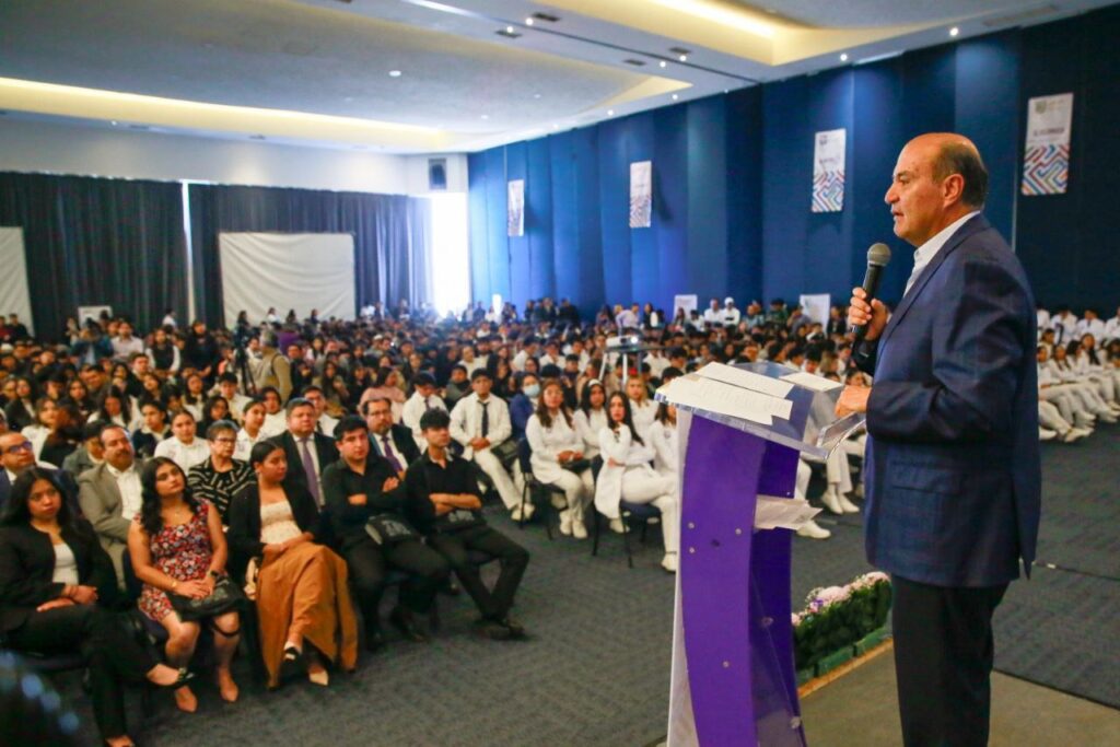Natividad Castrejón inaugura Simposio de Ciencias e Ingenierías
