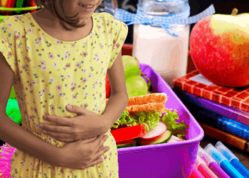 Se intoxican alumnos por consumir tinga en mal estado