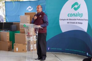  Natividad Castrejón inaugura laboratorio STEM en Villa de Tezontepec