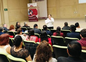 Capacitan a supervisores y directores en marco legal educativo