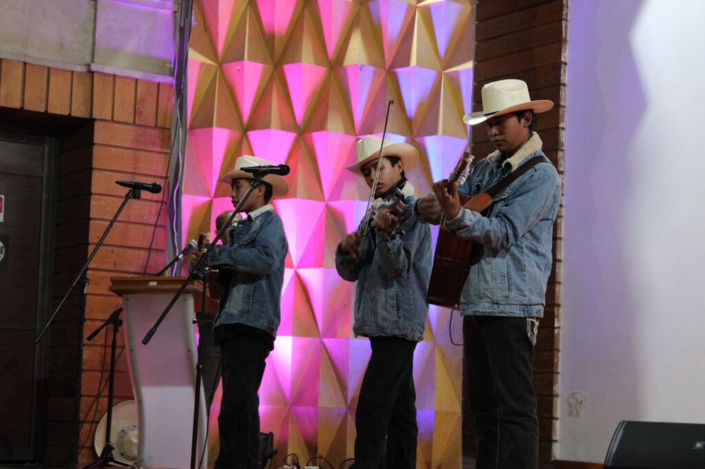 Realizan Concurso Nacional de Canto del Telebachillerato Comunitario en Hidalgo