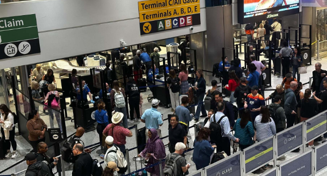 FAA pone fin a las restricciones de vuelos domésticos en EU.