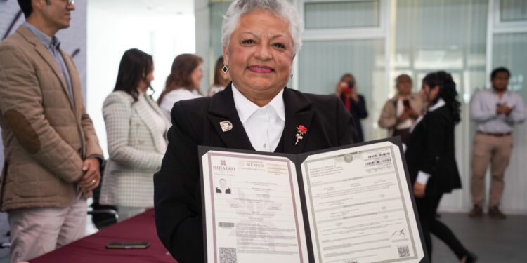 Universidad Digital del Estado de Hidalgo entrega 49 títulos profesionales