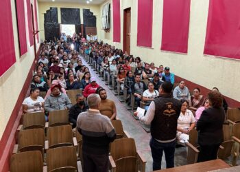 Impulsa IHE lazos familiares a través de las conferencias “Nueva Maternidad y Paternidad”