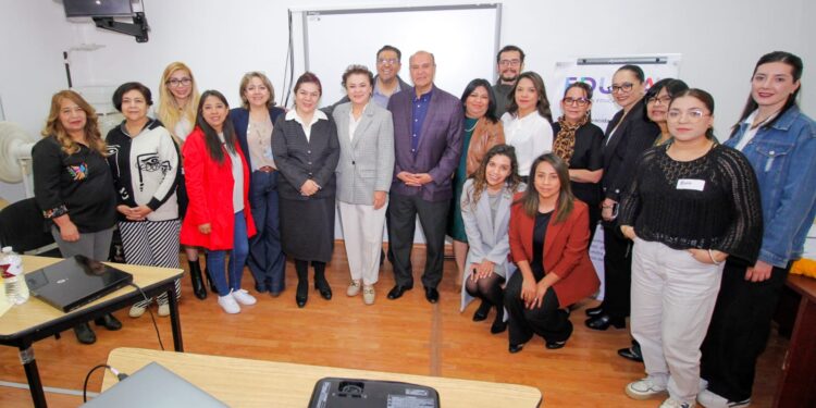 SEPH certifica a servidores públicos en prácticas socioemocionales