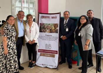 Impulsa UPT inclusión digital en adultos mayores en Santiago Tulantepec