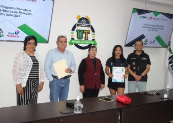 Estudiantes de la UTMZ enseñan finanzas a niñas y niños