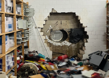 Robo de película en un banco de Alemania, los ladrones acceden a la caja fuerte.