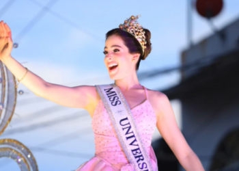Fátima Bosch celebra en Tabasco su título como Miss Universo.