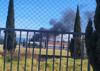 Cae avioneta ejecutiva cerca del aeropuerto de Toluca, Edomex.
