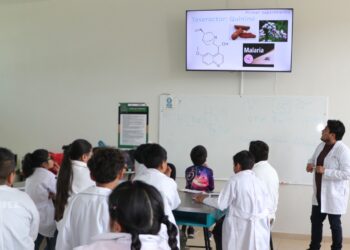 UTMZ impulsa el interés científico y tecnológico en niñas y niños